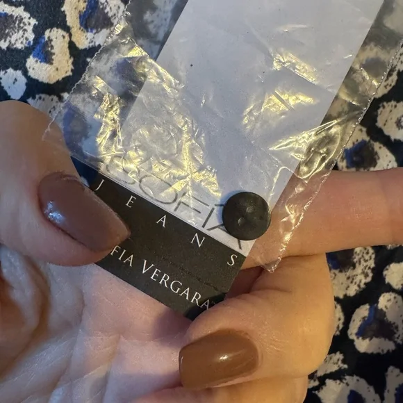 NWT  Sofia by Sofia Vergara NAVY LEOPARD PRINT BLOUSE XLARGE    #J - Picture 9 of 9